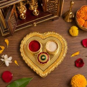 Heart Shape Kumkum Holder Elegant Pooja Accessory For Festivals
