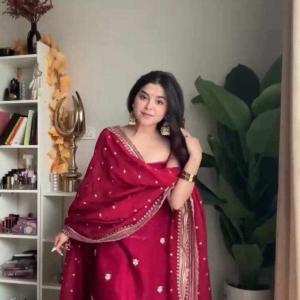 Beautiful Premium Elegance Dress
