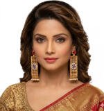 Women's Zinc Alloy Gold Plated Dangler Earrings (Multicolor)