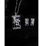 Women's Brass Silver Plated Pendant Set (Blue)